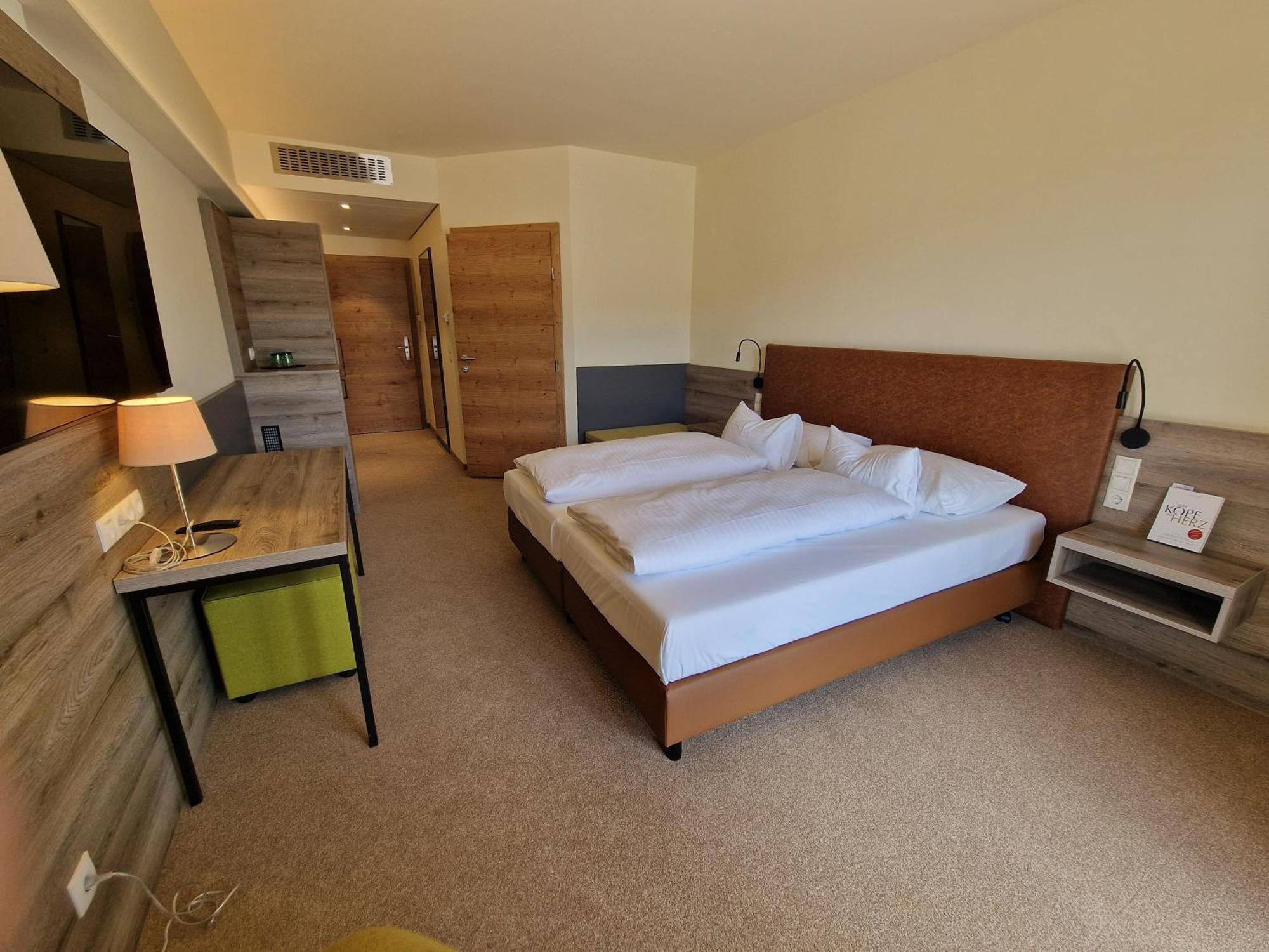 Genuss- Und Wellnesshotel Puchas Kukmirn Buitenkant foto