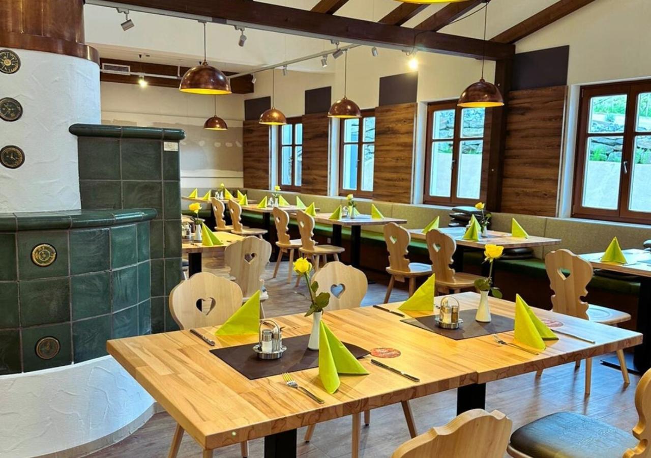 Genuss- Und Wellnesshotel Puchas Kukmirn Buitenkant foto